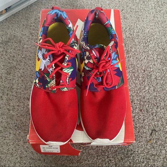 WMNS Nike Roshe Run One Hawaiian Aloha Pack Print 7.5W - Picture 2 of 6
